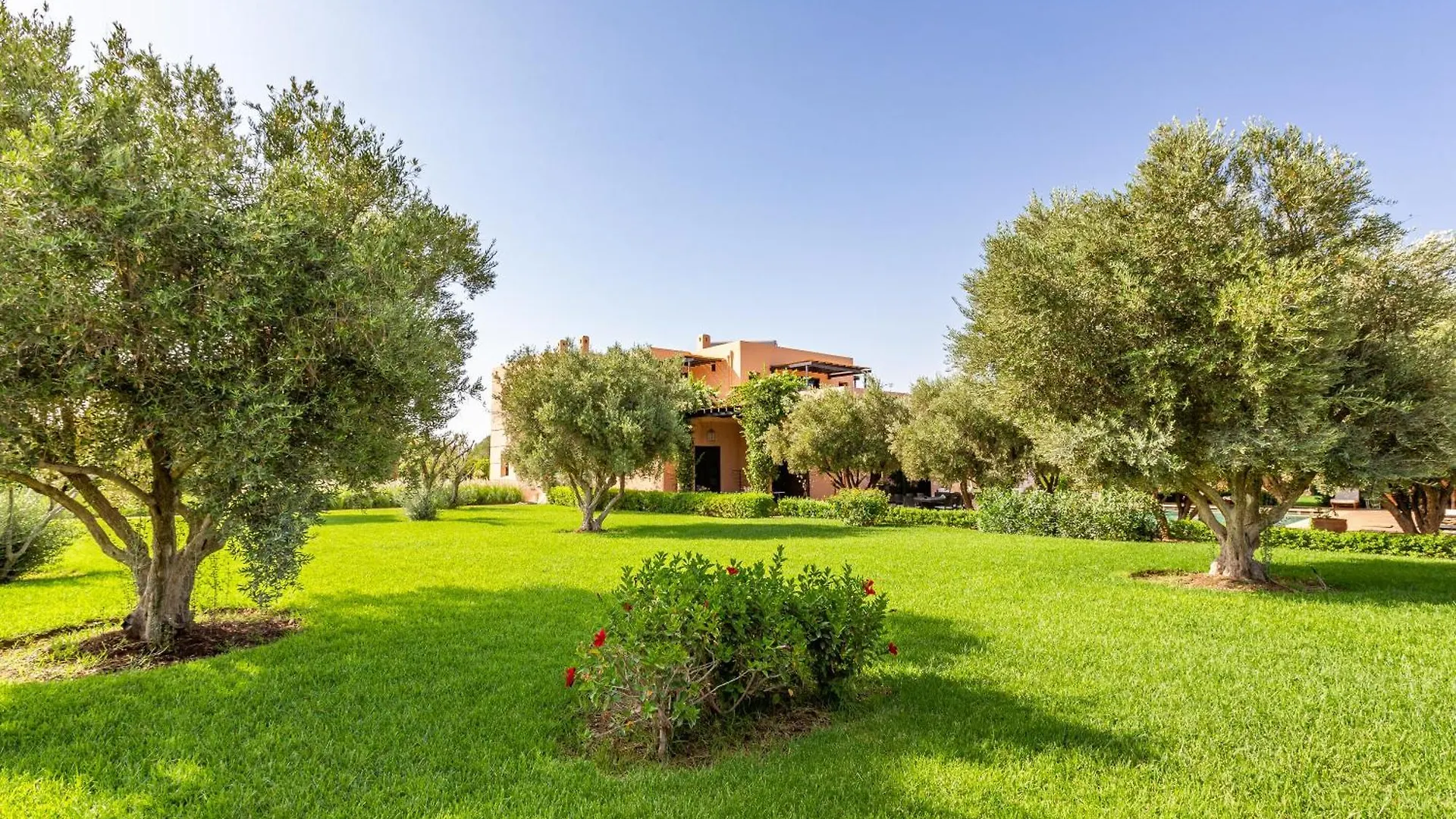 Luxury Getaway In Marrakech , Villa Zaria With Pool And Breakfast Marrakesh Morocco