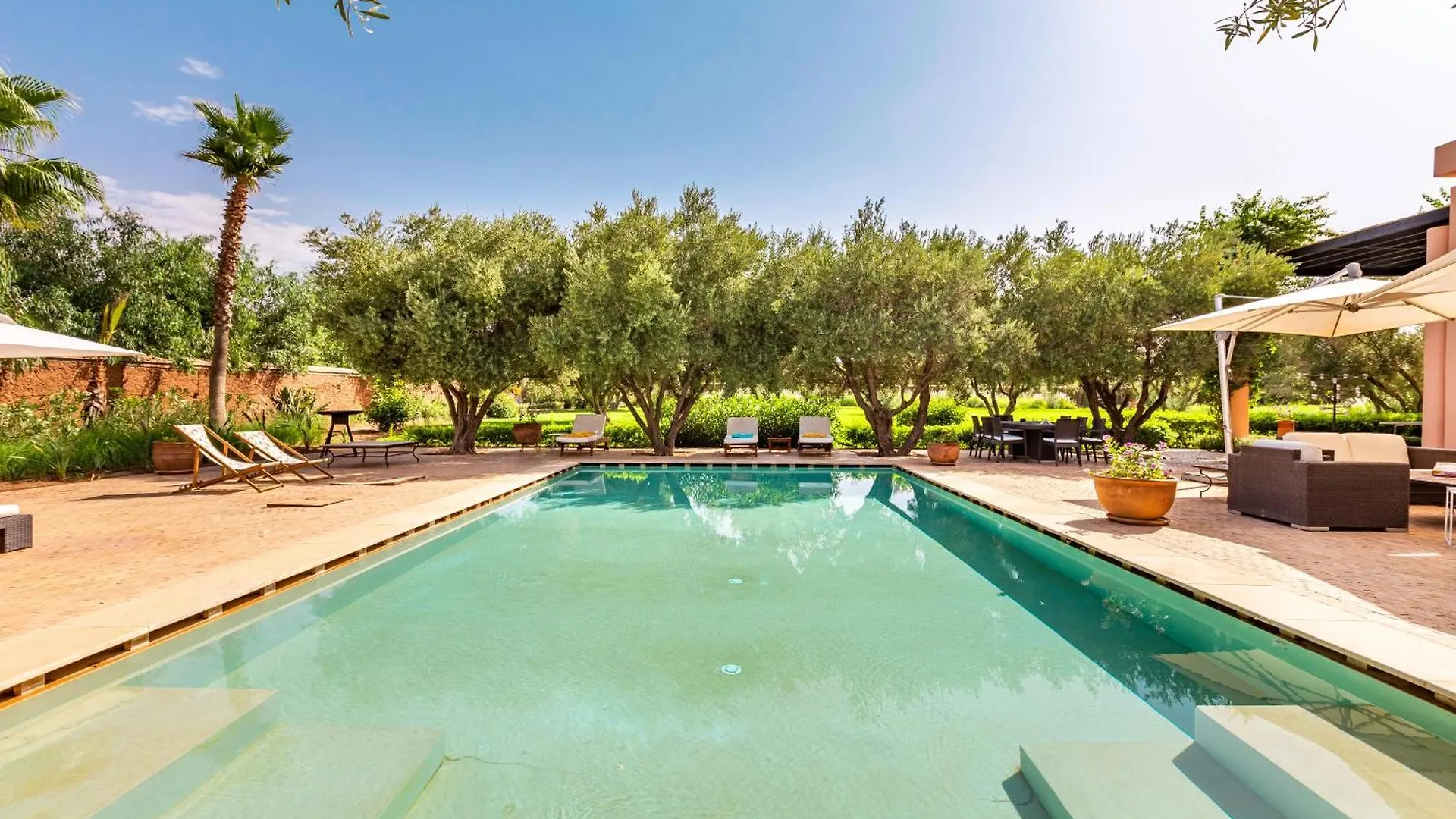 Luxury Getaway In Marrakech , Villa Zaria With Pool And Breakfast Marrakesh