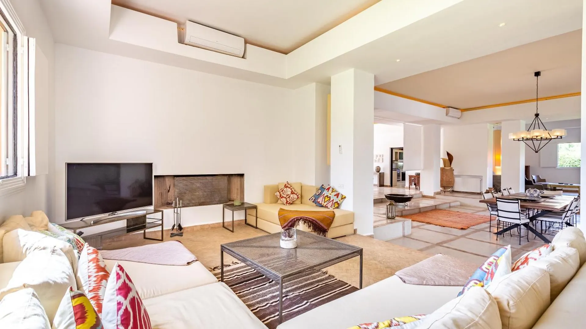 Luxury Getaway In Marrakech , Villa Zaria With Pool And Breakfast Marrakesh